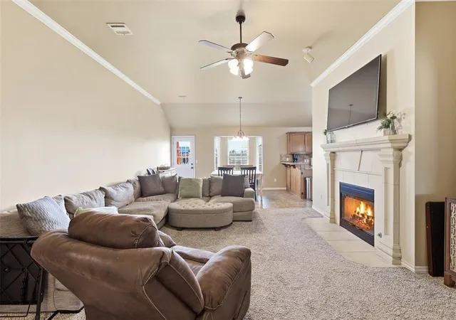 Photo 4 of Single family home for sale at 604 Apple Tree Ln, Moore, OK 73160 | MLS# 1243491 | Listing updated on 2026-09-22