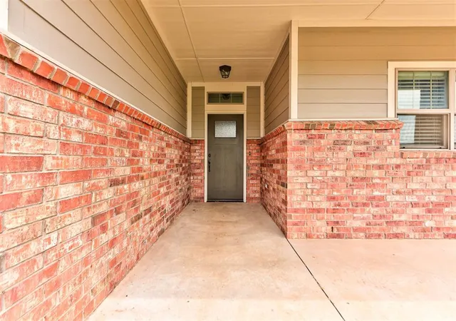 Photo 3 of Single family home for sale at 225 Sw 148th Street, Oklahoma City, OK 73170 | MLS# 1243492 | Listing updated on 2026-10-15