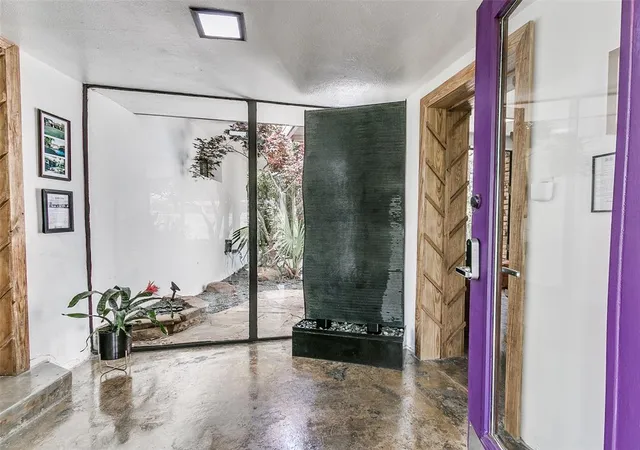 Photo 4 of Single family home for sale at 3200 Norcrest Dr, Oklahoma City, OK 73121 | MLS# 1243495 | Listing updated on 2026-08-08