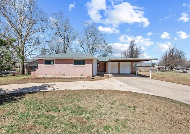 Photo 1 of Single family home for sale at 141 W Silver Meadow Dr, Oklahoma City, OK 73110 | MLS# 1243496 | Listing updated on 2026-08-08