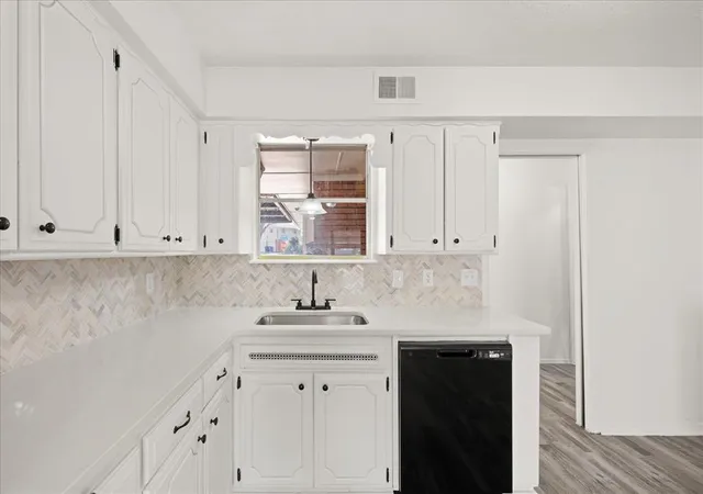 Photo 4 of Single family home for sale at 141 W Silver Meadow Dr, Oklahoma City, OK 73110 | MLS# 1243496 | Listing updated on 2026-08-08