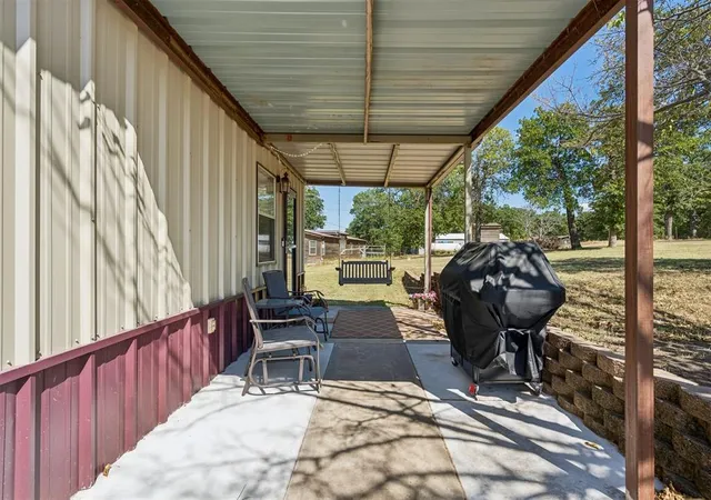 Photo 3 of Single family home for sale at 33712 S Post Office Neck, Shawnee, OK 74801 | MLS# 1243503 | Listing updated on 2026-08-15