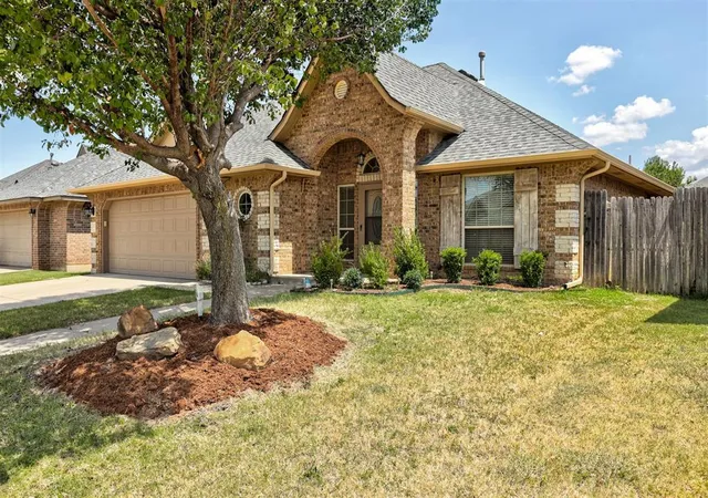 Photo 3 of Single family home for sale at 17216 Triana Dr, Oklahoma City, OK 73170 | MLS# 1243506 | Listing updated on 2026-08-11