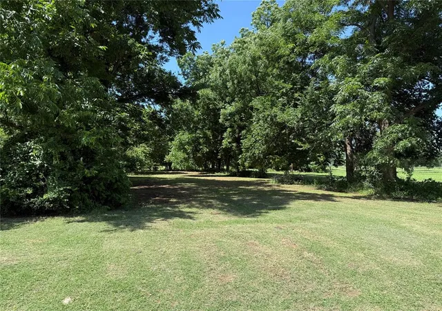 Photo 3 of Land for sale at 912 W Logan Ave, Guthrie, OK 73044 | MLS# 1243508 | Listing updated on 2026-08-09