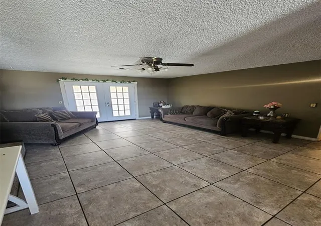 Photo 3 of Single family home for sale at 2724 Se 46th Street, Oklahoma City, OK 73129 | MLS# 1243515 | Listing updated on 2026-08-10