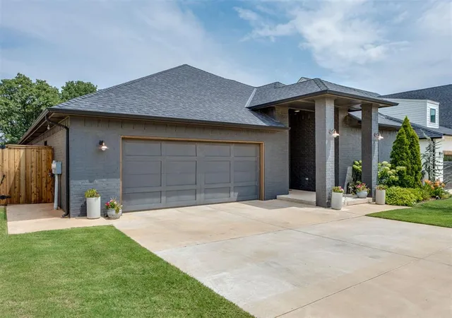 Photo 2 of Single family home for sale at 3509 Pasqual Way, Edmond, OK 73034 | MLS# 1243521 | Listing updated on 2026-10-20