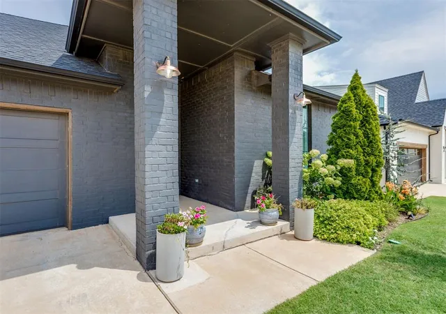 Photo 3 of Single family home for sale at 3509 Pasqual Way, Edmond, OK 73034 | MLS# 1243521 | Listing updated on 2026-10-20