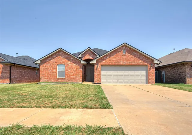 Photo 4 of Single family home for sale at 725 NW 121st Terrace, Oklahoma City, OK 73114 | MLS# 1243522 | Listing updated on 2026-08-09