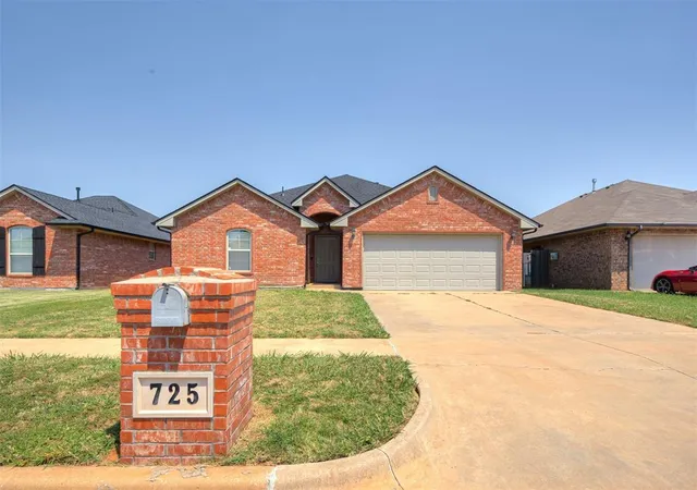Photo 5 of Single family home for sale at 725 NW 121st Terrace, Oklahoma City, OK 73114 | MLS# 1243522 | Listing updated on 2026-08-09