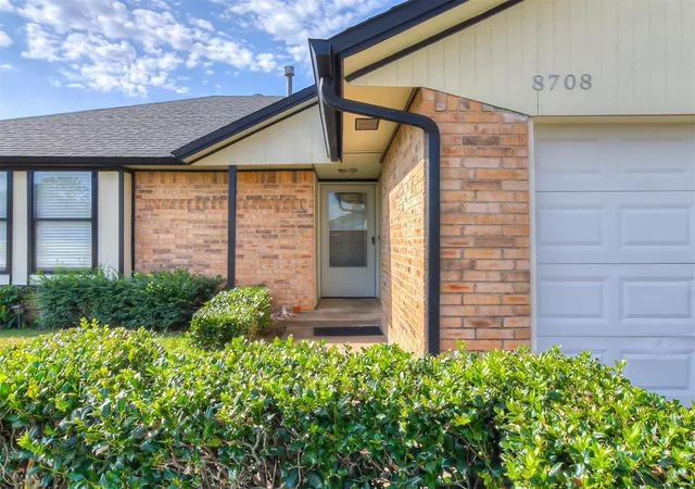 Photo 3 of Sale Pending at 8708 E Parkridge Dr, Oklahoma City, OK 73141 | MLS# 1243540 | Listing updated on 2026-09-16