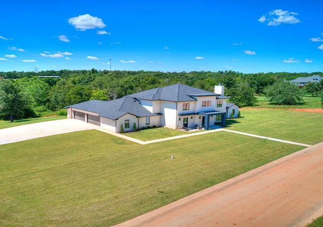 2nd image of 18333 Chelsea Cir, Newalla, OK 74857 | MLS# 1243544