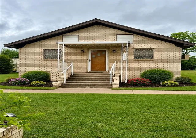 1st image of 120 N Main St, Verden, OK 73092 | MLS# 1243564