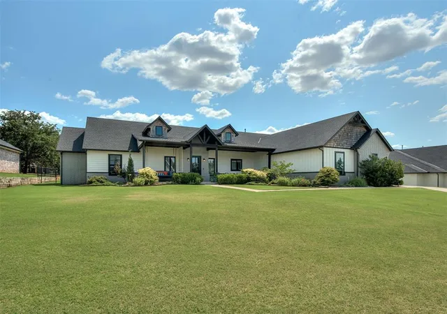 2nd image of 1940 Treviso Ct, Edmond, OK 73034 | MLS# 1243577
