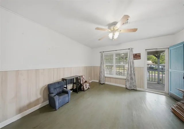 image of 24 E Kirk St, Shawnee, OK 74801 | MLS# 1243583