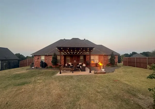 2nd image of 3111 Spyglass Dr, Purcell, OK 73080 | MLS# 1243596
