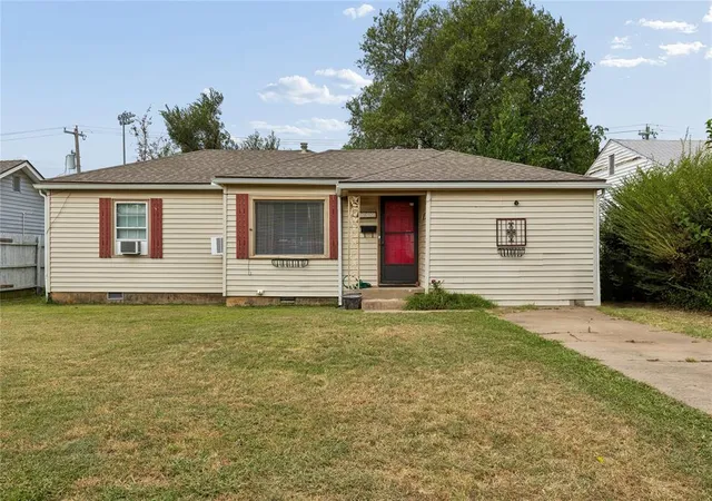 Photo 2 of Sale Pending at 1013 Stansell Dr, Oklahoma City, OK 73110 | MLS# 1243599 | Listing updated on 2026-08-25