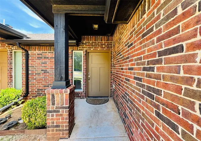 1st image of 18100 Manera Wy, Edmond, OK 73012 | MLS# 1243632