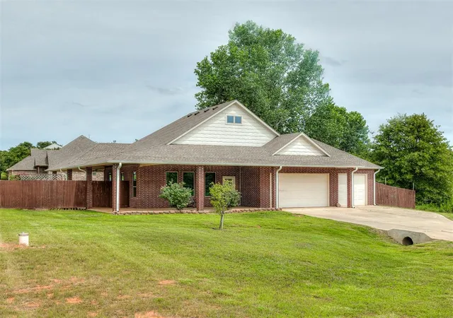 1st image of 10000 Eagle Pt, Newalla, OK 74857 | MLS# 1243635
