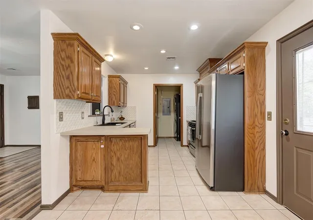 Photo 4 of Sale Pending at 3507 Basinger St, Oklahoma City, OK 73150 | MLS# 1243636 | Listing updated on 2026-09-02
