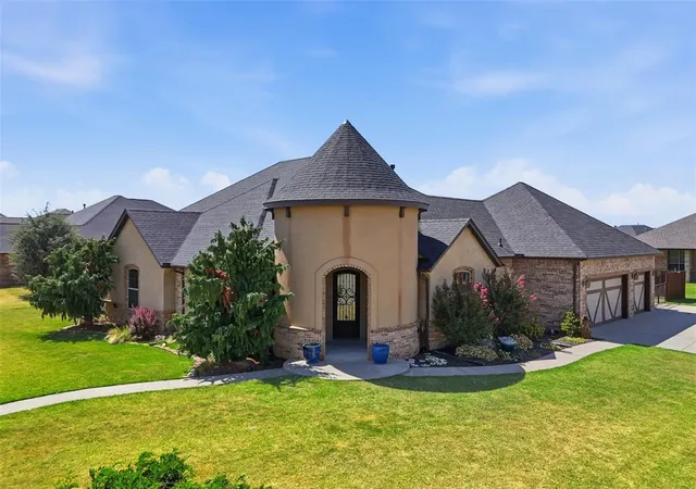 Photo 1 of Single family home for sale at 1121 Nw 17th Street, Newcastle, OK 73065 | MLS# 1243639 | Listing updated on 2026-09-19