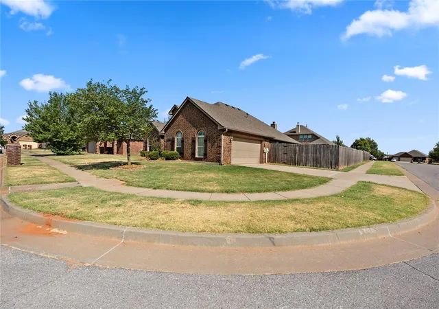 Photo 3 of Single family home for sale at 11001 Sw 38th Circle, Mustang, OK 73064 | MLS# 1243644 | Listing updated on 2026-09-01