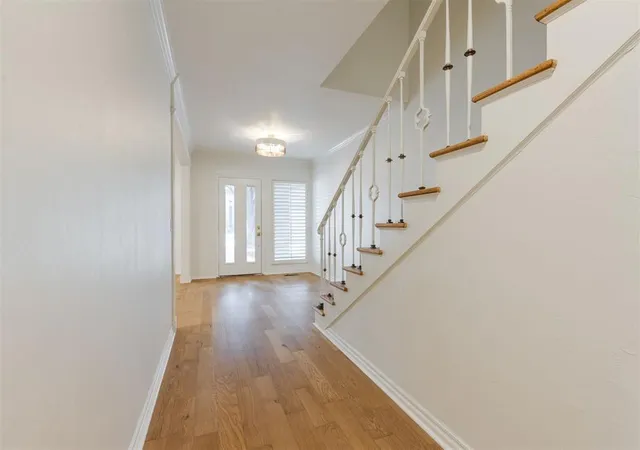 Listing Photo 5 - Condo for sale in building located at 6345 Glenbrook Ct, Oklahoma City, OK 73118