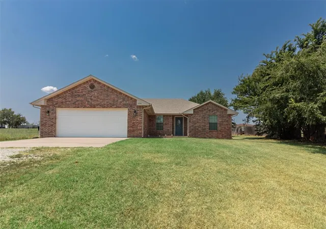 Photo 2 of Single family home for sale at 2755 S County Line Ave, Blanchard, OK 73010 | MLS# 1243649 | Listing updated on 2026-09-30