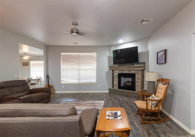 Photo 4 of Single family home for sale at 2755 S County Line Ave, Blanchard, OK 73010 | MLS# 1243649 | Listing updated on 2026-09-30