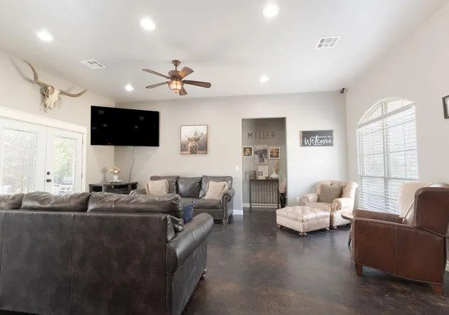 3rd image of 16703 Acorn Ln, Newalla, OK 74857 | MLS# 1243661