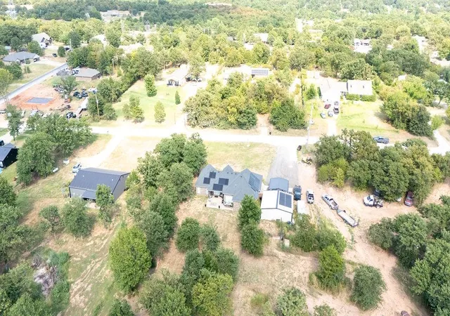 37th image of 16703 Acorn Ln, Newalla, OK 74857 | MLS# 1243661