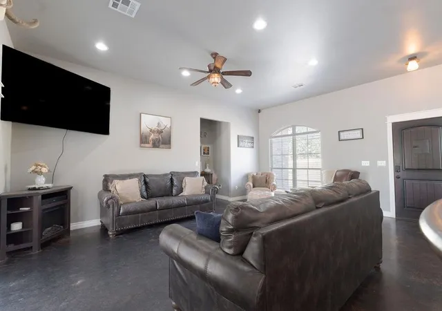 5th image of 16703 Acorn Ln, Newalla, OK 74857 | MLS# 1243661