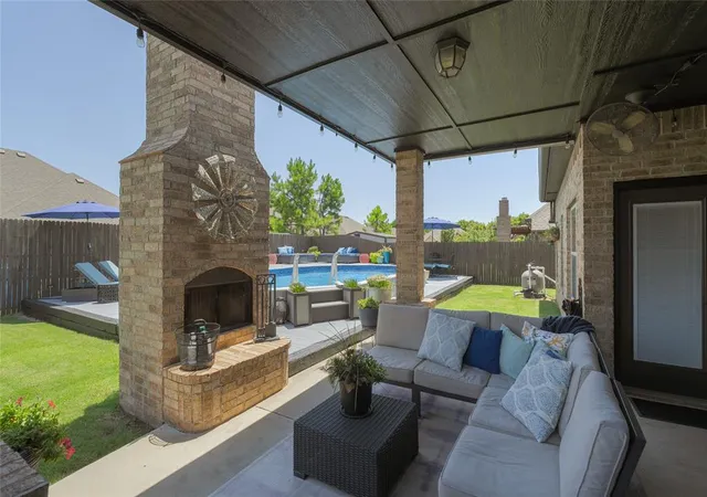 Photo 3 of Single family home for sale at 17500 Murcielago Ct, Oklahoma City, OK 73170 | MLS# 1243675 | Listing updated on 2026-10-02