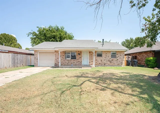 Photo 1 of Single family home for sale at 1504 Lawton, Moore, OK 73160 | MLS# 1243700 | Listing updated on 2026-09-04