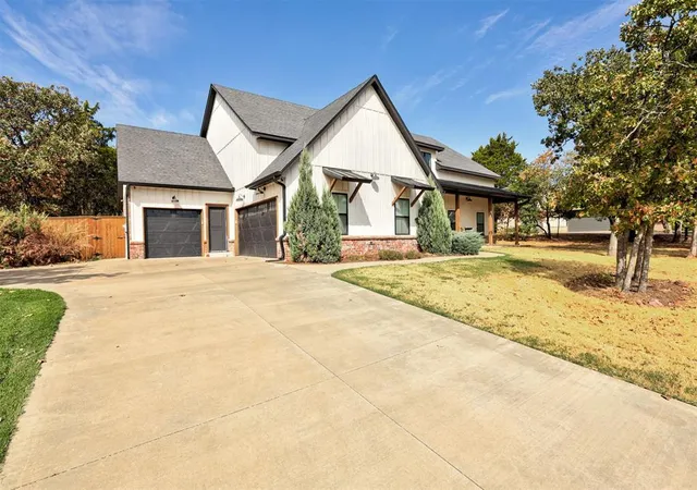Photo 3 of Single family home for sale at 12801 Deer Run, Arcadia, OK 73007 | MLS# 1243736 | Listing updated on 2026-09-24