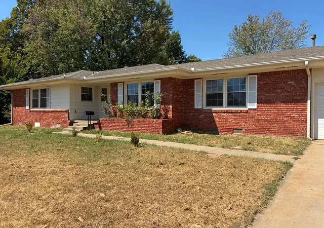 Photo 2 of Single family home for sale at 3113 Mockingbird Ln, Oklahoma City, OK 73110 | MLS# 1243747 | Listing updated on 2026-09-01