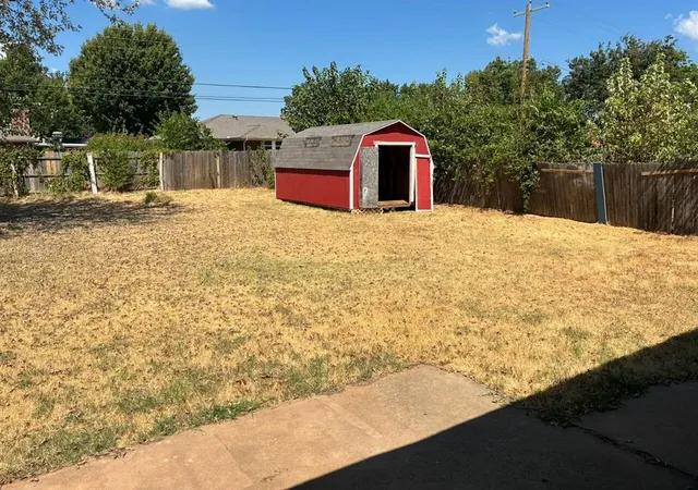 Photo 4 of Single family home for sale at 3113 Mockingbird Ln, Oklahoma City, OK 73110 | MLS# 1243747 | Listing updated on 2026-09-01
