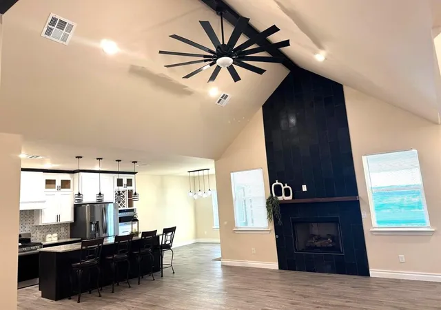 Photo 4 of Single family home for sale at 4705 Whitetail Dr, Guthrie, OK 73044 | MLS# 1243759 | Listing updated on 2026-09-26