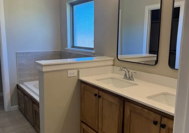 Photo 4 of Single family home for sale at 12008 Rockbed Dr, Yukon, OK 73099 | MLS# 1243775 | Listing updated on 2026-09-23