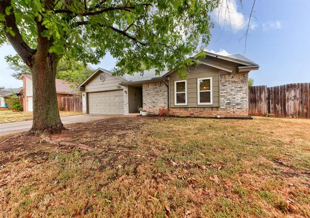 Photo 2 of Sale Pending at 1665 Ne 6th Street, Moore, OK 73160 | MLS# 1243789 | Listing updated on 2026-10-06