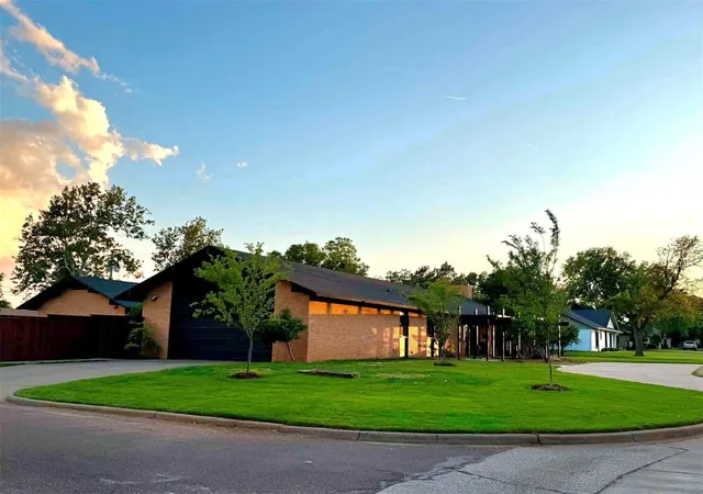 Photo 19 of Single family home for sale at 320 Paseo De Vida St, Altus, OK 73521 | MLS# 1243795 | Listing updated on 2026-08-11