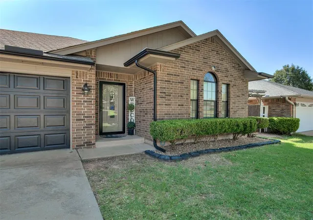 Single family home for sale at 3405 Shona Way, Norman, OK 73069 | MLS# 1243800 | Listing updated on 2026-08-11