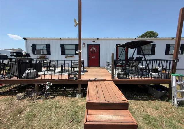 1st image of 100 Parkview Ct, Mc Loud, OK 74851 | MLS# 1243808