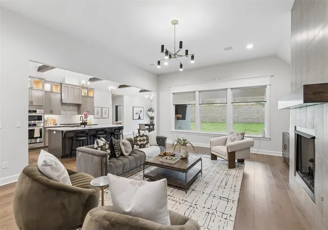 Photo 4 of Sale Pending at 2333 Ridge Pine Rd, Edmond, OK 73034 | MLS# 1243815 | Listing updated on 2026-08-28