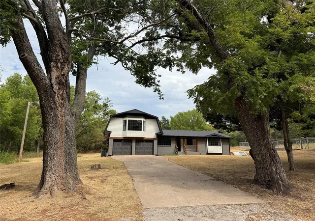 Photo 1 of Single family home for sale at 3804 N County Line Rd, Newcastle, OK 73065 | MLS# 1243826 | Listing updated on 2026-09-01