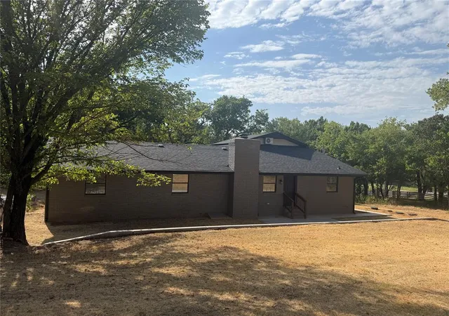 Photo 3 of Single family home for sale at 3804 N County Line Rd, Newcastle, OK 73065 | MLS# 1243826 | Listing updated on 2026-09-01