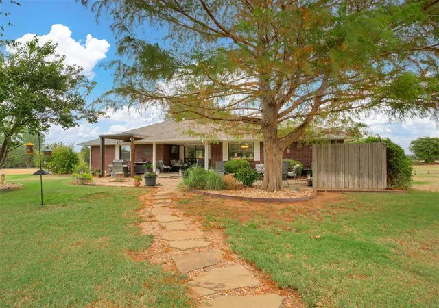 Photo 1 of Single family home for sale at 413 Summer Oaks Dr, Blanchard, OK 73010 | MLS# 1243836 | Listing updated on 2026-09-23