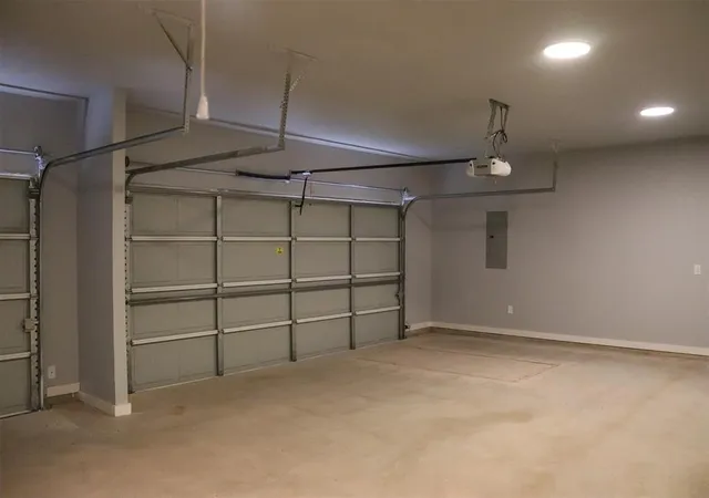 Photo 30 of Single family home for sale at 109 Olde Ml Rd, Jones, OK 73049 | MLS# 1243856 | Listing updated on 2026-08-19