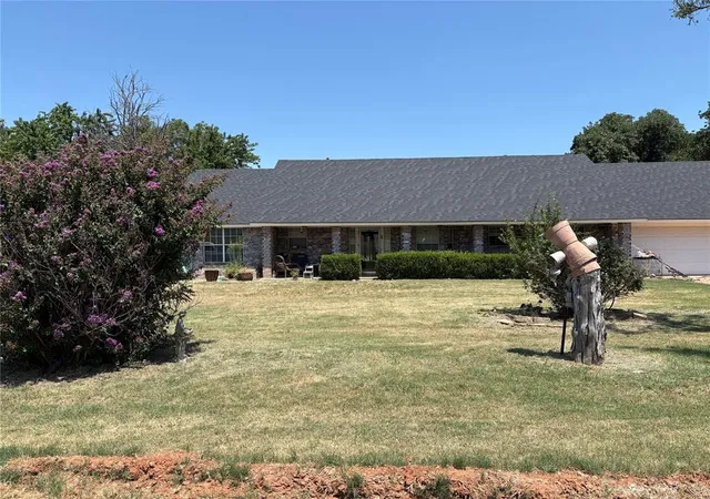 2nd image of 12175 250th St, Blanchard, OK 73010 | MLS# 1243860