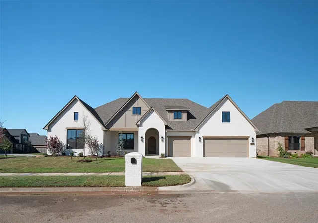 Photo 1 of Single family home for sale at 3000 Fortuna Dr, Norman, OK 73072 | MLS# 1243863 | Listing updated on 2026-10-07