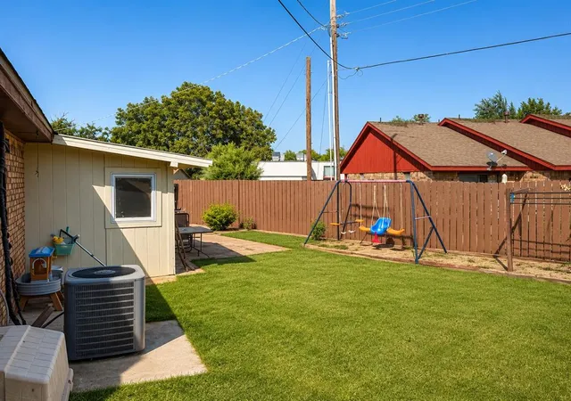 20th image of 409 S 23rd Pl, Clinton, OK 73601 | MLS# 1243866